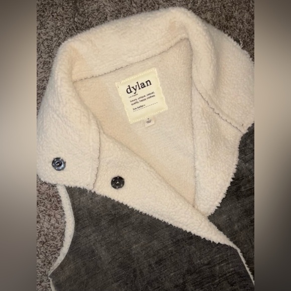 Dylan Los Angeles faux fur shearling lined long vest with pockets in dark grey. - Picture 9 of 16